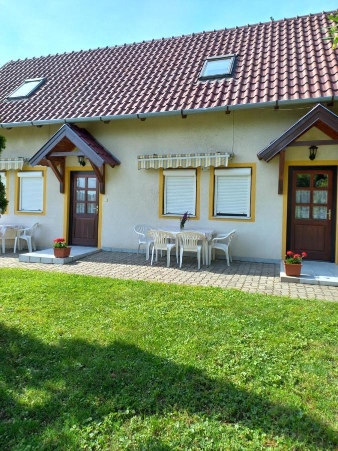 Helena Apartman Cserszegtomaj Exterior foto