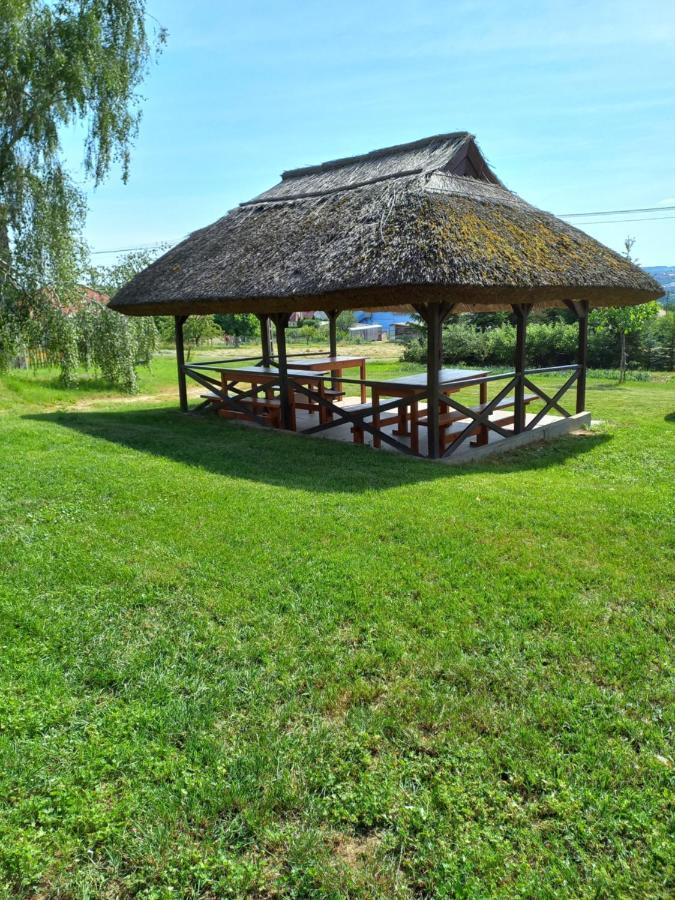 Helena Apartman Cserszegtomaj Exterior foto